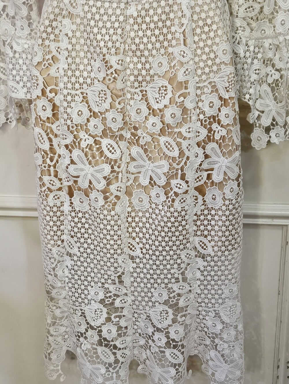 Free People La Spezia Dress White Scalloped Lace Beige Lining Bell Sleeves,Small - Picture 8 of 16